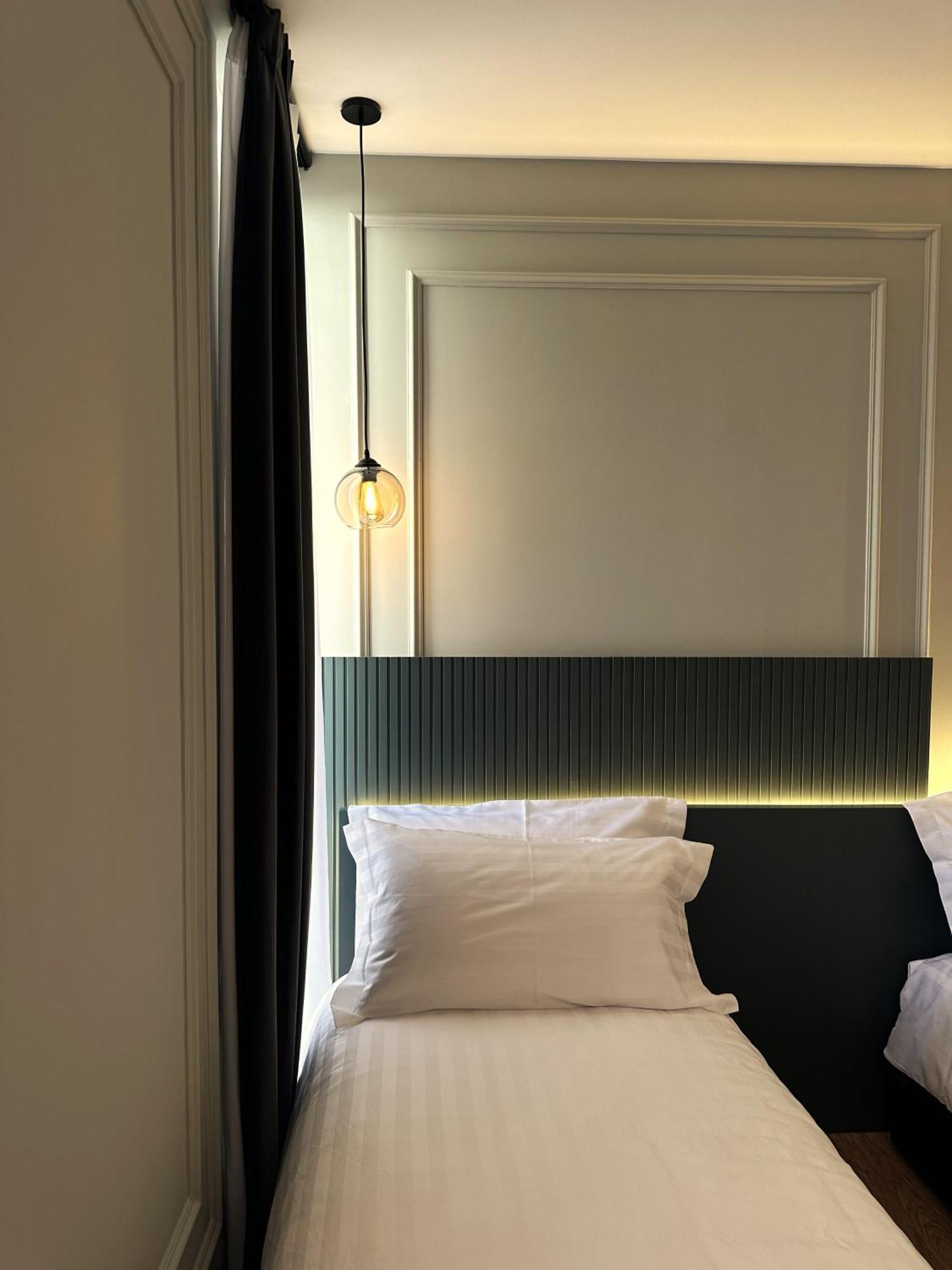Tirana Central Rooms Esterno foto