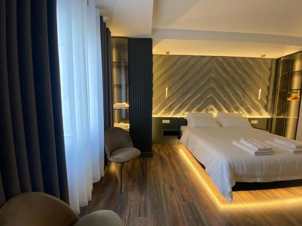 Tirana Central Rooms Esterno foto